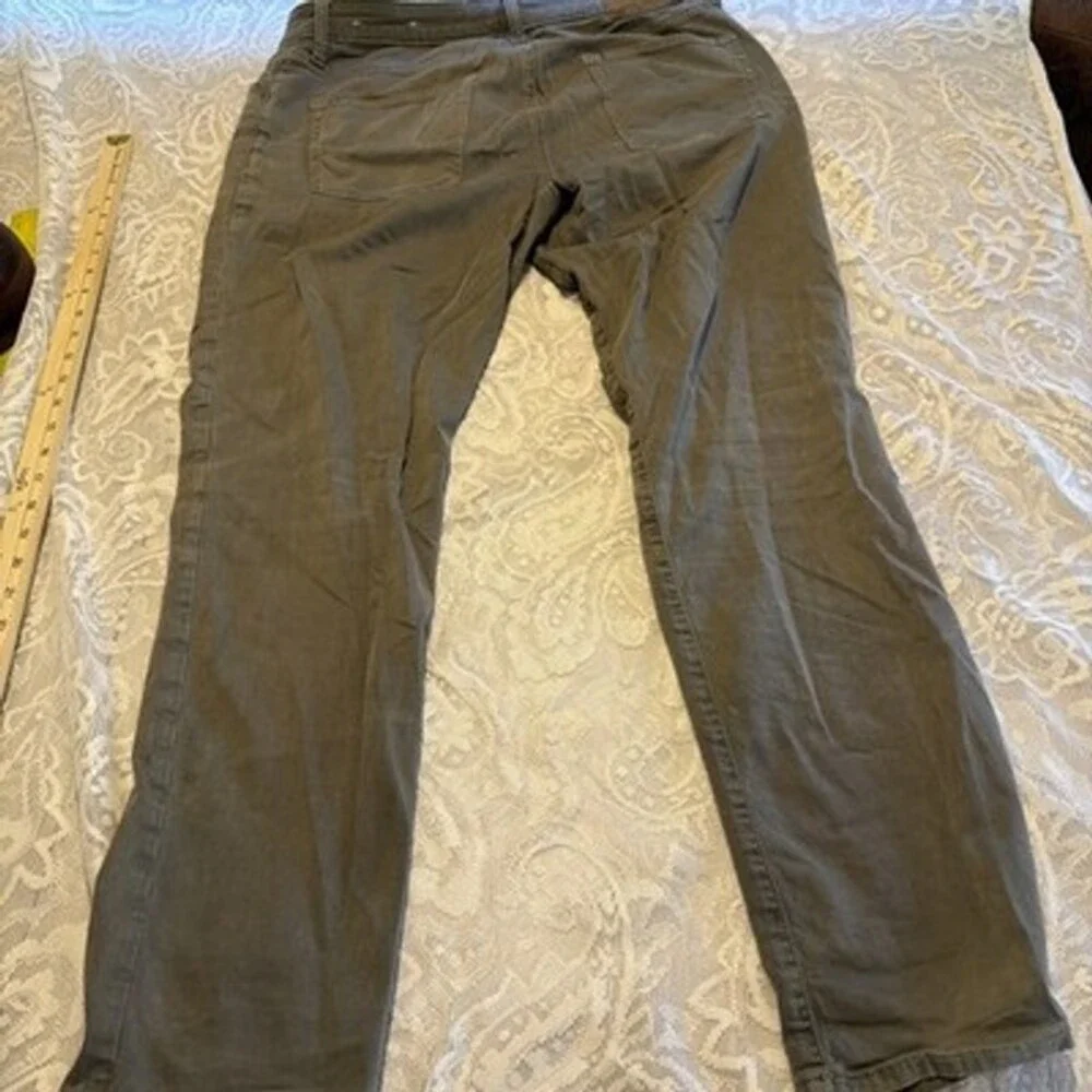 American Eagle Outfitters Men's Khaki Green Flex 34/30 Pants Work/Play